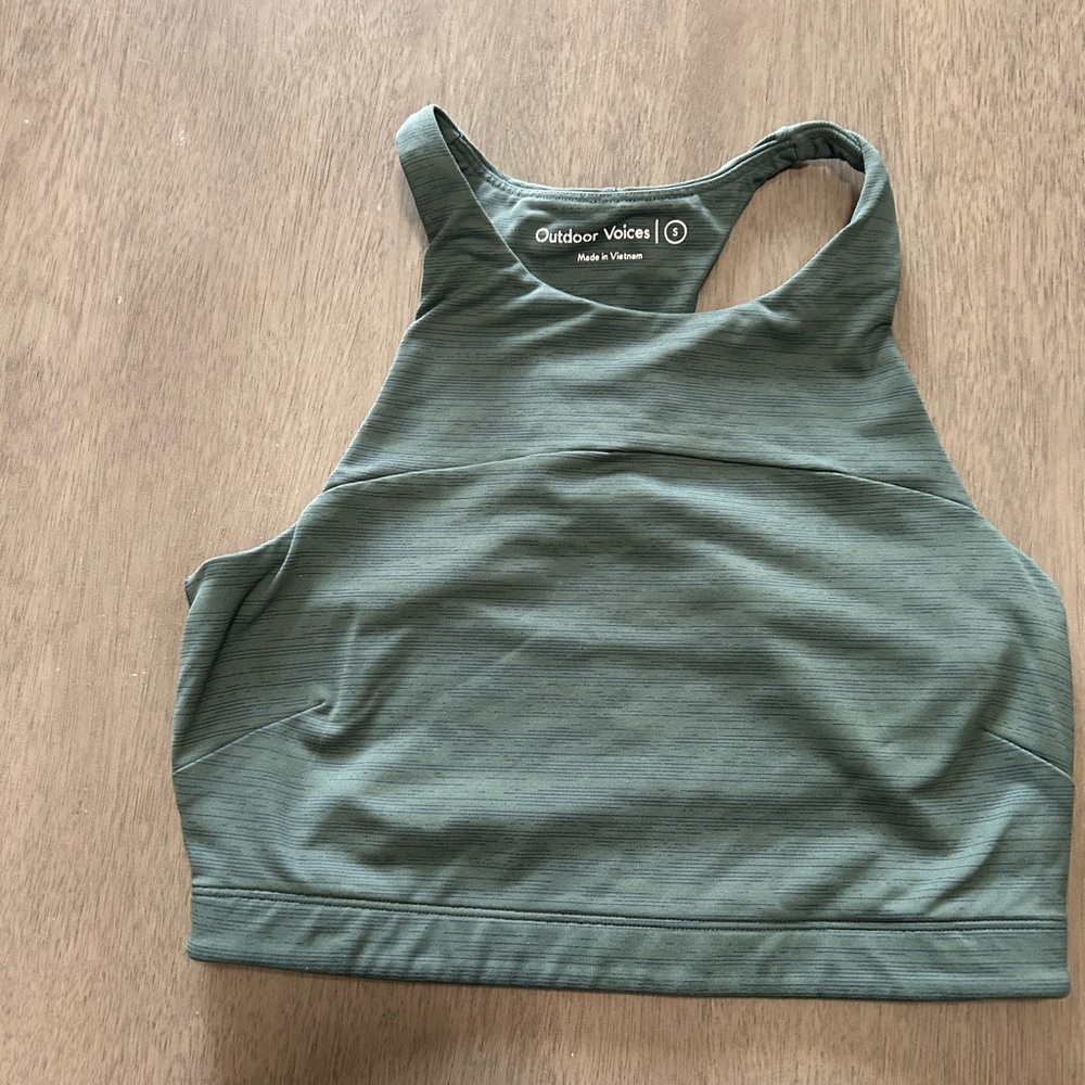 Outdoor Voices High Neck Sports Bra – Dark Green, Racerback Size S